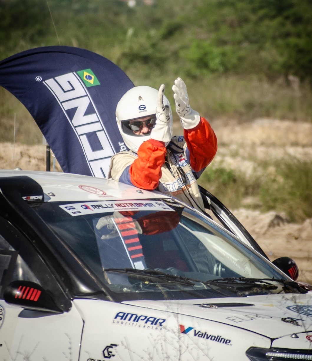 Piloto tricolor Roberto Cunha é campeão baiano