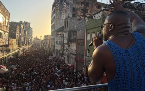 Imagem do post Caminhada do Samba: Escandurras faz show marcante e celebra sucesso