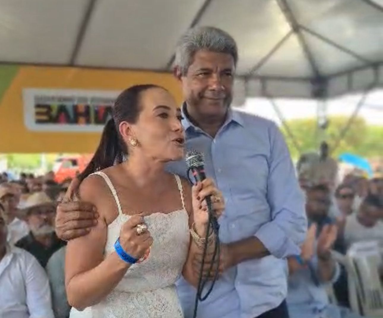 Prefeita rompe com ACM Neto e declara apoio a Jerônimo na Bahia