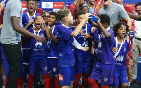 Imagem do post Copa Neoenergia Bora Bahêa Meu Bairro leva talentos das comunidades para as finais na Fonte Nova