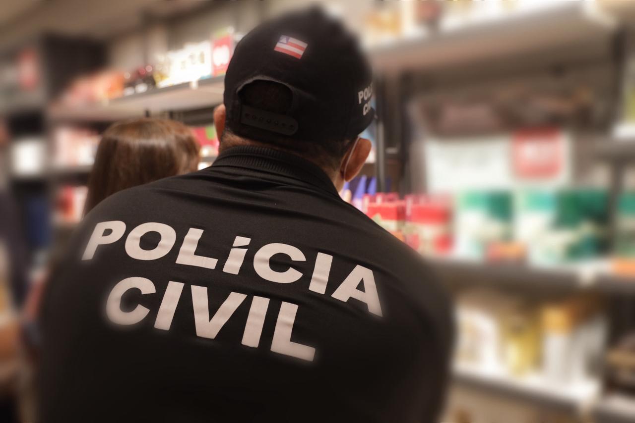 Polícia investiga lote secreto vendido antes do lançamento oficial
