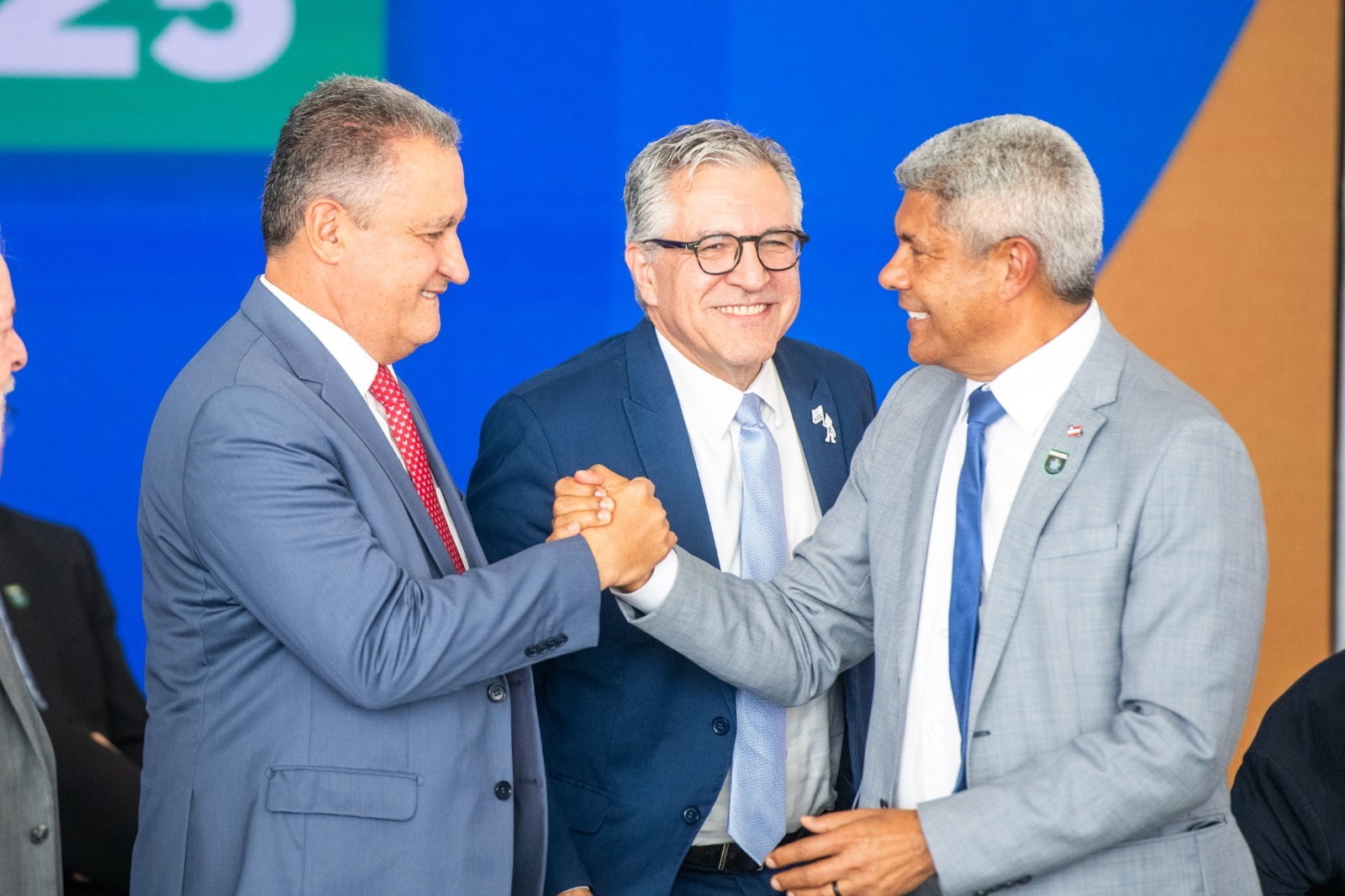 Bahia terá mais de R$ 3 bilhões do PAC para investir em 293 obras nas áreas de educação, saúde e saneamento em 2026