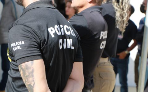 Imagem do post Homem investigado por violência doméstica é preso em flagrante por posse ilegal de arma de fogo