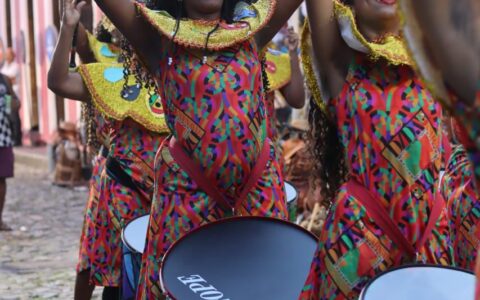 Imagem do post Didá celebra 32 anos no Pelourinho e reafirma força das mulheres negras na música e na cultura baiana