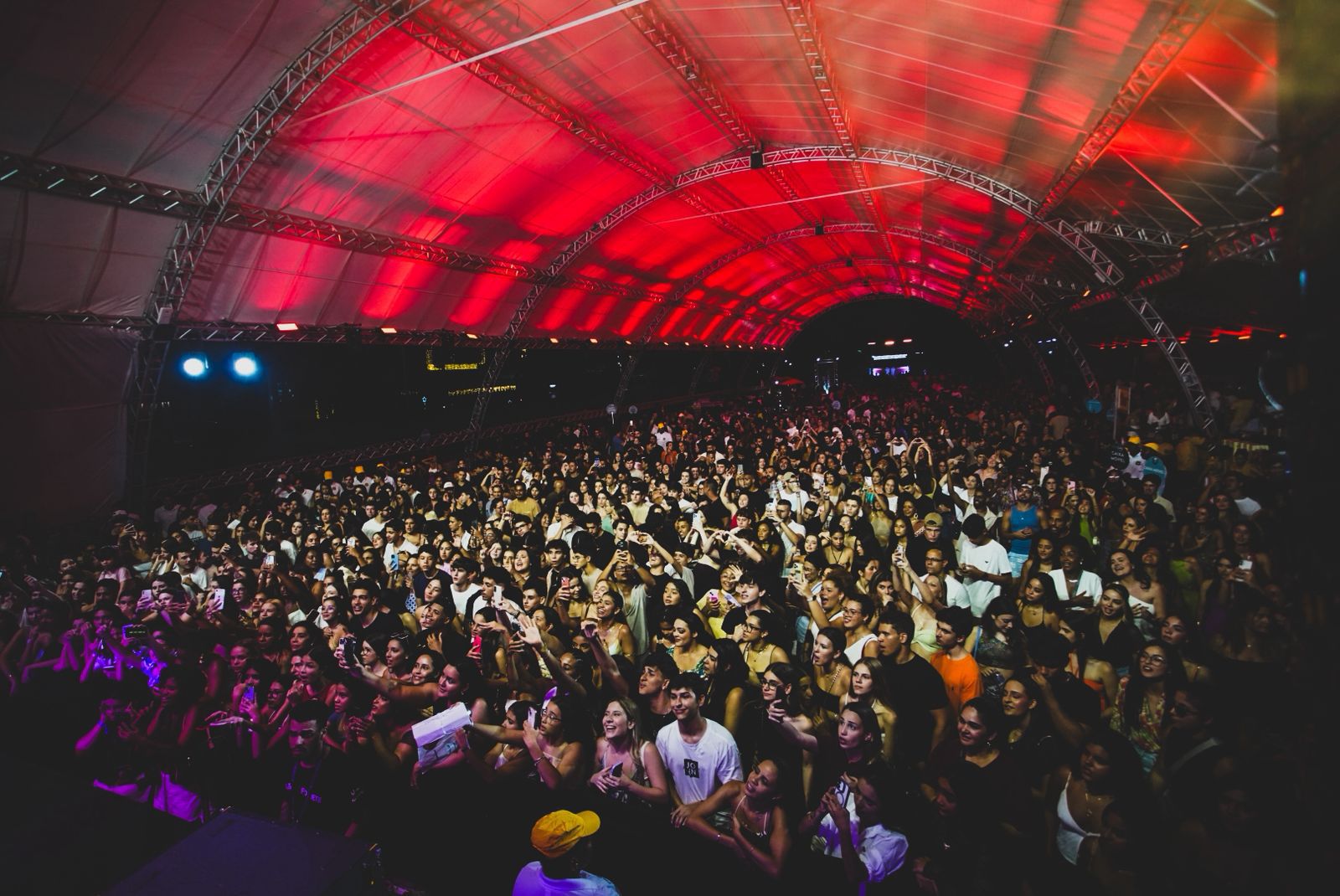 Villa Sunset lota Arena A Tarde, conquista público jovem e vira sensação em Salvador