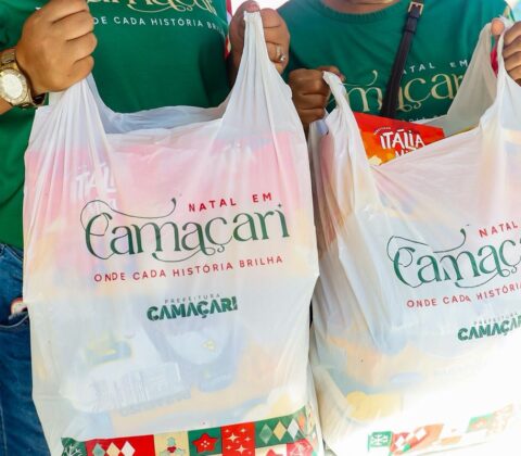 Imagem do post Entrega das Cestas de Natal começa na sede de Camaçari e leva alimento e esperança a milhares de famílias