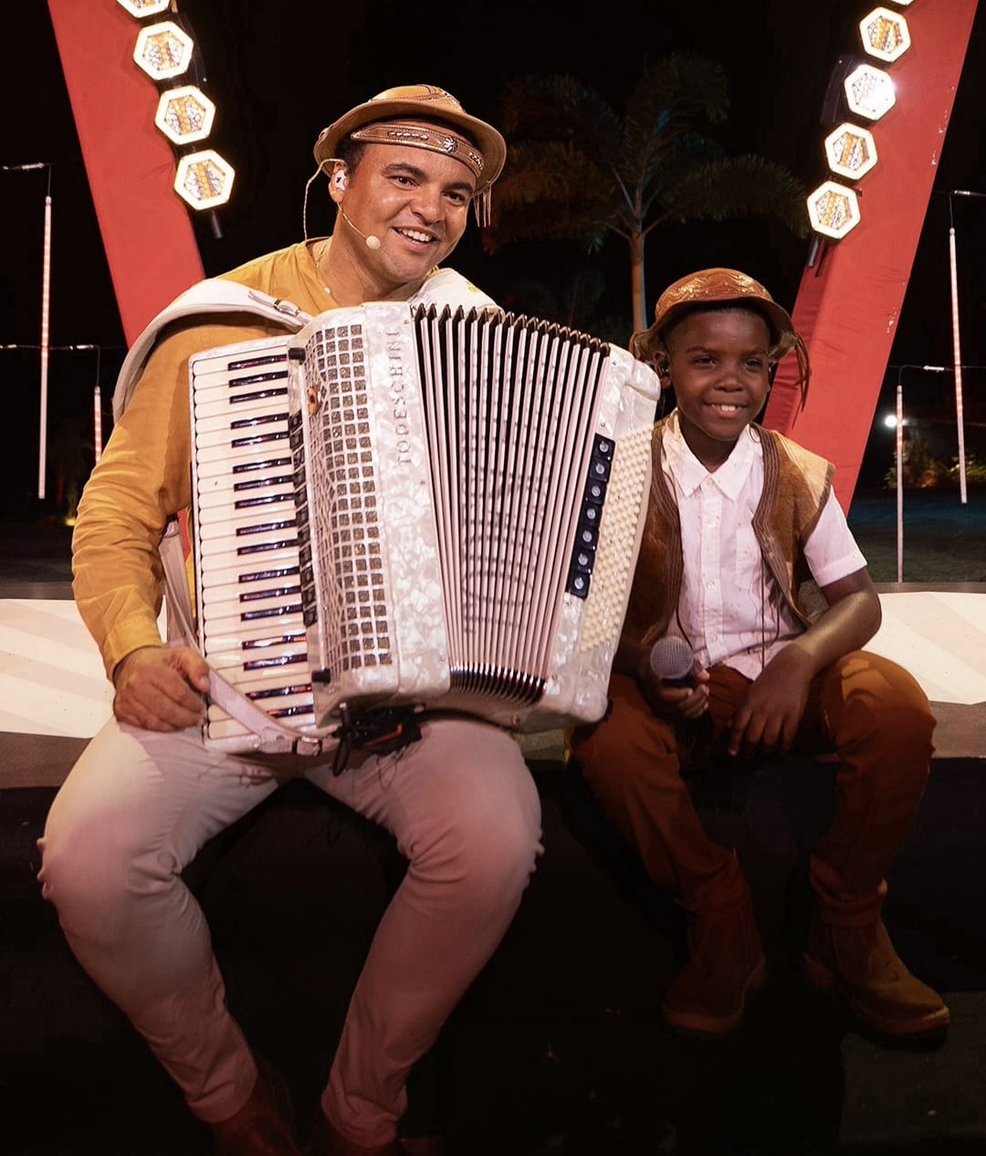 Chambinho do Acordeon lança “Que Deus me Livre” e abre nova fase com feat de Ruan Vitor Vaqueirinho