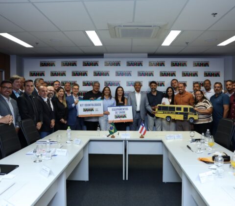 Imagem do post Governo da Bahia anuncia novos investimentos em Aurelino Leal e autoriza obra viária em Teixeira de Freitas