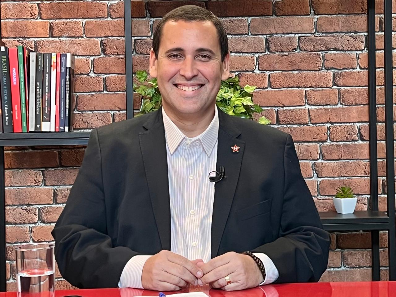 “Nossa tarefa é montar a chapa mais forte para vencer em 2026”, diz Éden Valadares