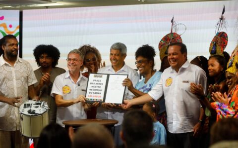 Imagem do post Jerônimo lança Verão da Bahia 2025/2026 com mega operação de segurança, cultura e turismo em todo o estado