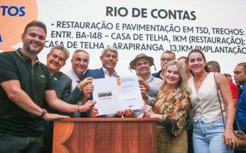 Imagem do post Jerônimo atende solicitações de Ivana Bastos para sete municípios de Chapada Diamantina