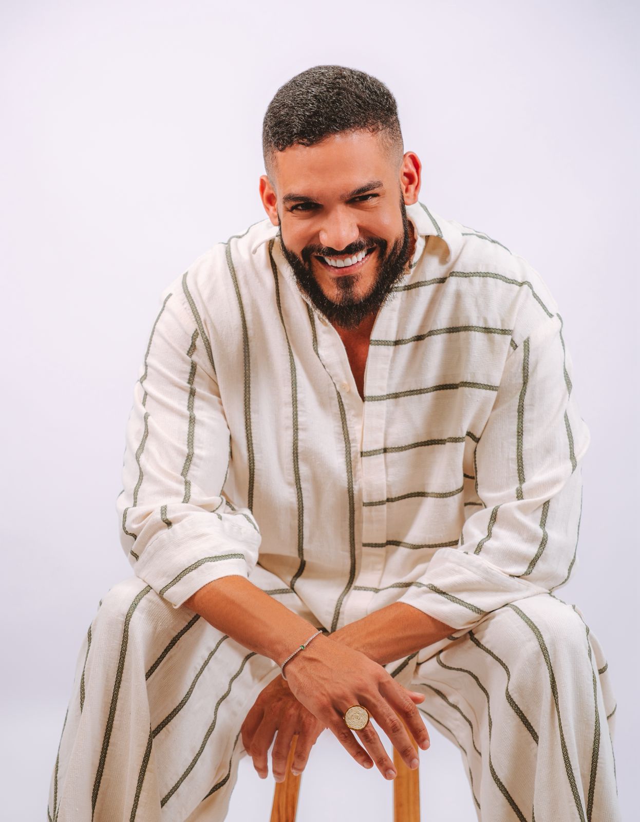 Brenno Casagrande bate 1 milhão de views e se firma como nova voz da MPB baiana