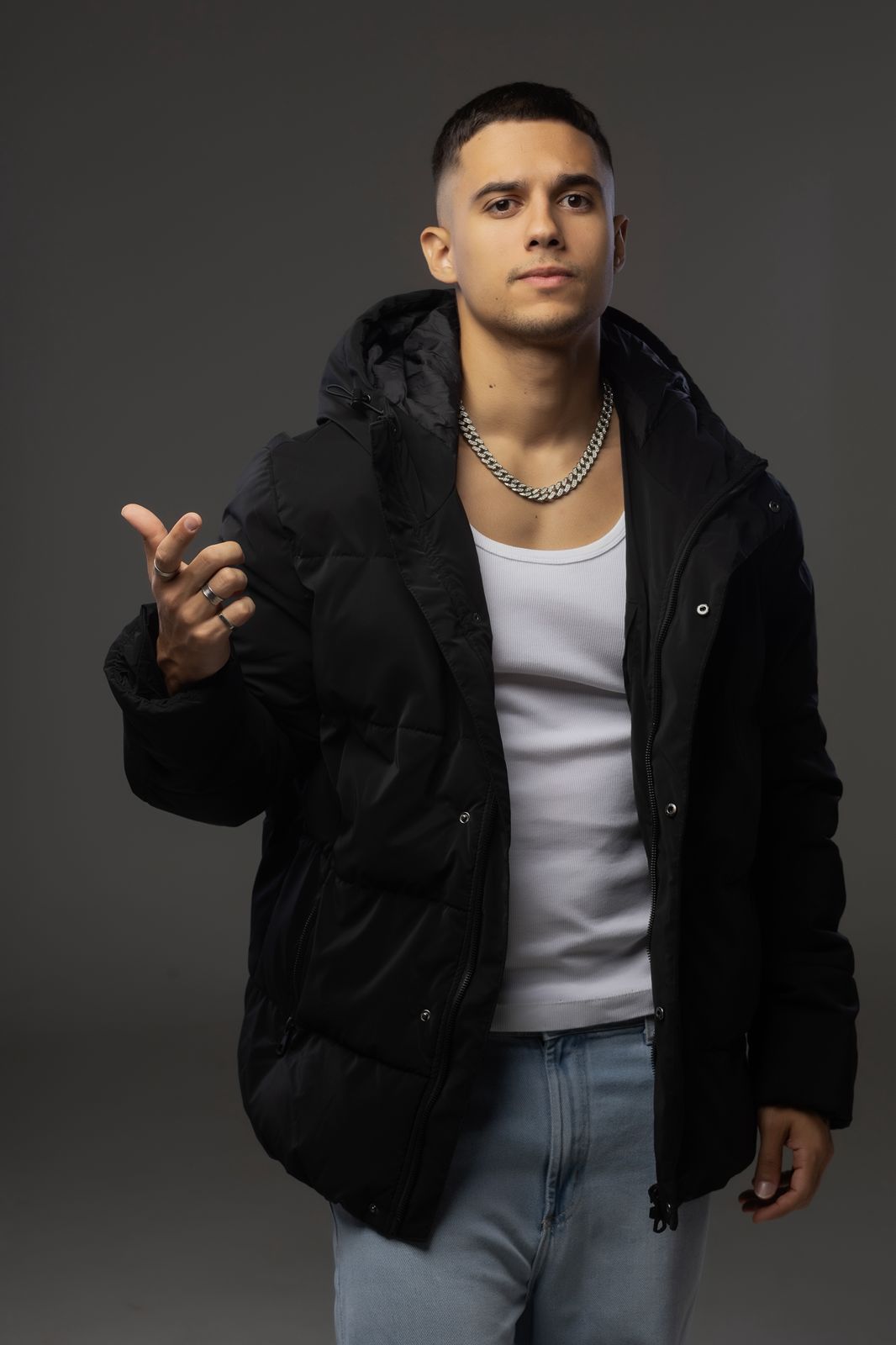 Guga Meyra agita Réveillon em Itacimirim e Itaparica