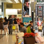 Confiança do consumidor volta a subir e atinge maior nível desde dezembro