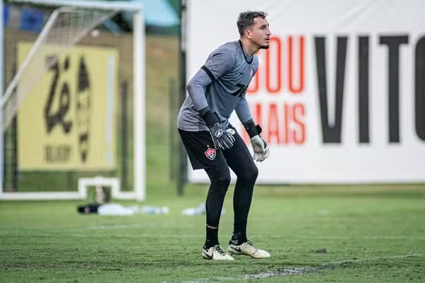 Sport aciona o Vitória na justiça por falta de pagamento de multa do goleiro Thiago Couto