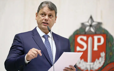 Imagem do post Sabujice é o avesso da liderança, por Tarso Praxedes