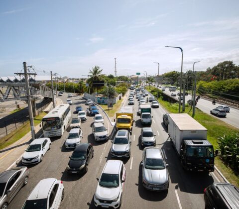 Imagem do post Natal no Trânsito: Lauro de Freitas reforça fiscalização e prevê aumento de 30% no fluxo de veículos