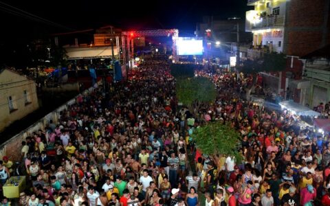 Imagem do post MP recomenda freio à ‘baixaria’ em carnaval antecipado de cidade baiana
