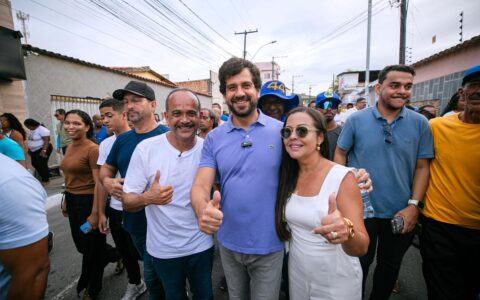 Imagem do post Deputado baiano exalta legado de Elinaldo durante festa em Camaçari