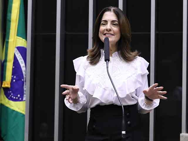 “Vai mudar a história do trânsito”, diz deputada na inauguração do novo viaduto do Iguatemi