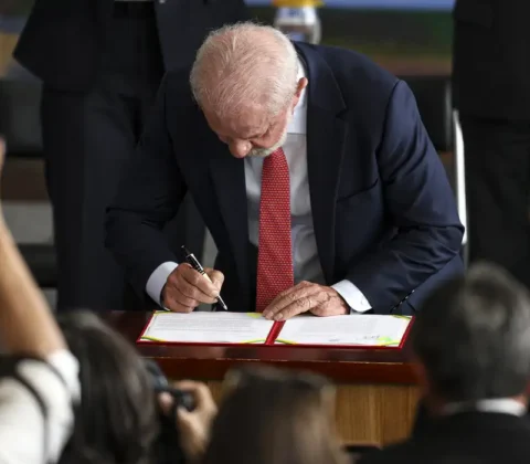 Imagem do post Três anos após 8 de janeiro, Lula veta PL da dosimetria