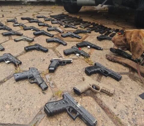 Imagem do post ‘Baque no CV’: Carregamento de armas é interceptado durante abordagem da PRF