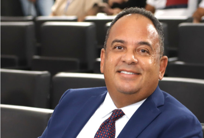 De portas abertas: Jorge Araújo retoma atividades do gabinete e promete mais diálogo com a população