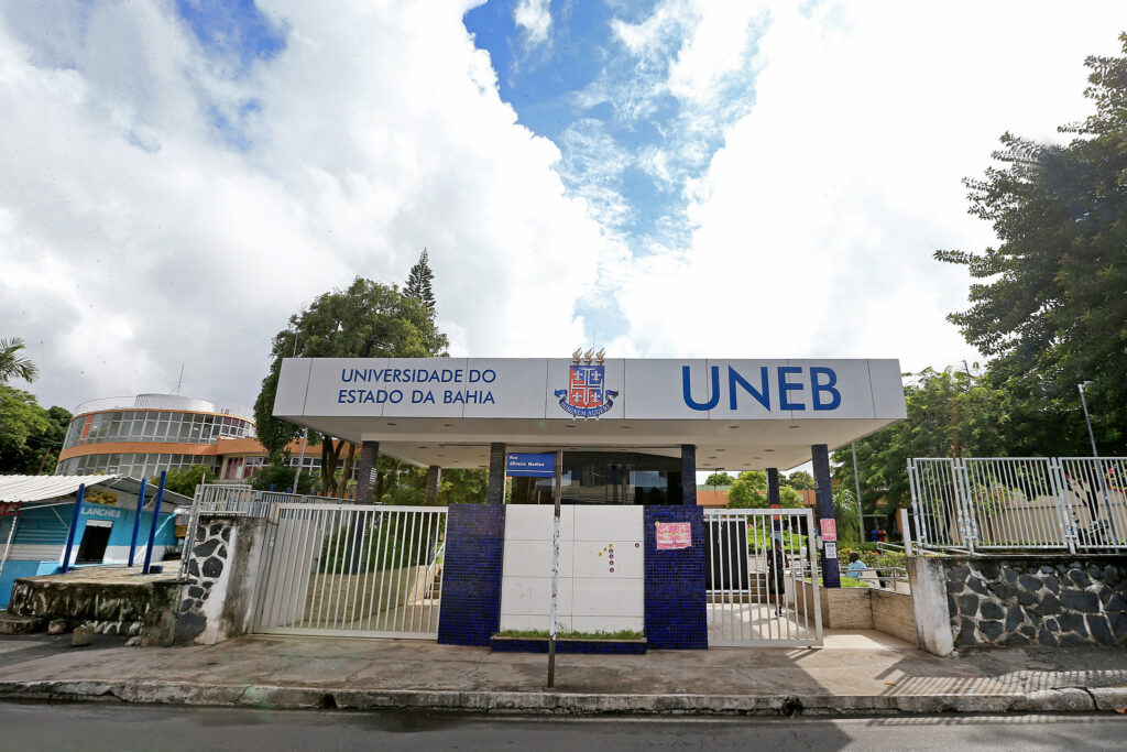 Cursos de inglês e espanhol com preços acessíveis abrem inscrições em Salvador