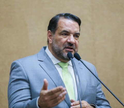 Imagem do post Jerônimo decreta três dias de luto na Bahia após morte do deputado Alan Sanches