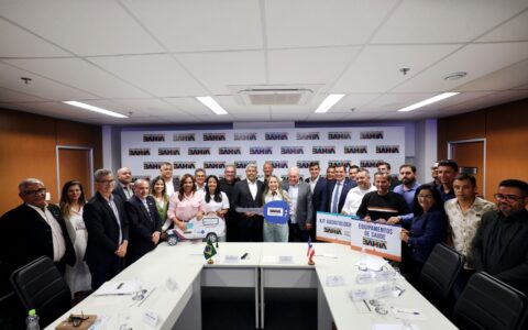 Imagem do post Cidade baiana é beneficiada com equipamentos de saúde após reunião com governo