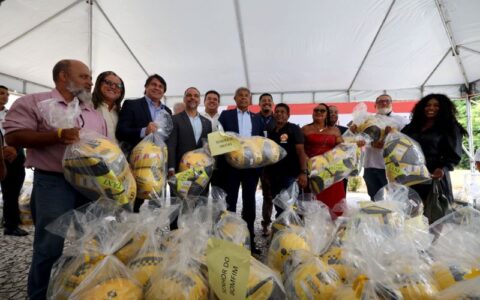 Imagem do post Bahia certifica mais de 200 mototaxistas e motofretistas e distribui kits de proteção