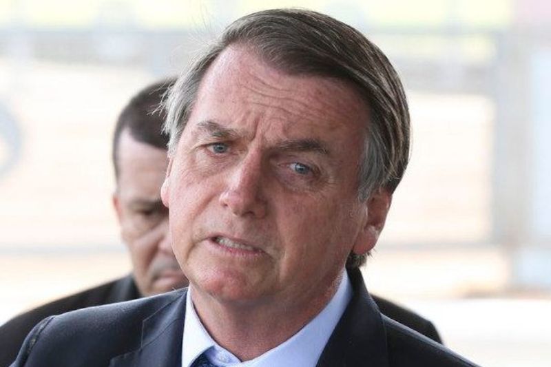 Deputados pedem prisão domiciliar humanitária para Bolsonaro