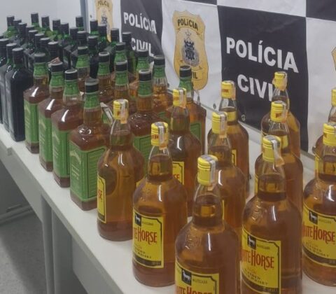 Imagem do post Polícia apreende mais de 500 garrafas de bebidas em Cansanção