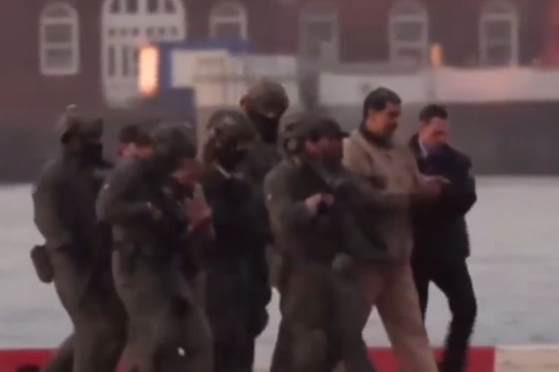 Maduro passará por audiência de custódia nesta segunda-feira (5)