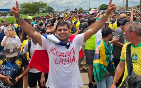 Imagem do post Diego Castro participa de manifestação liderada por Nikolas Ferreira