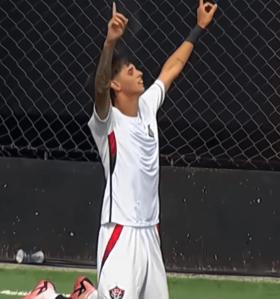 Imagem do post Vitória bate o Rio Branco e assume liderança na Copinha