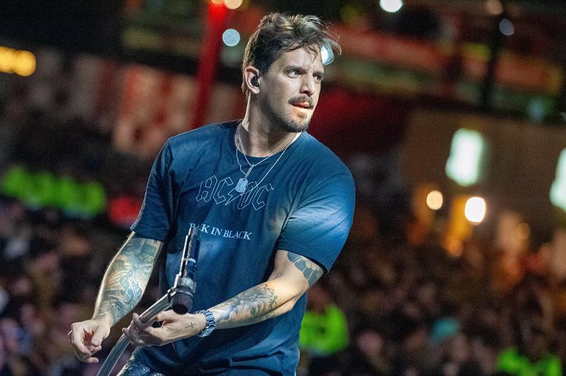 Banda EVA agita Salvador e estreia música para o Carnaval 2026