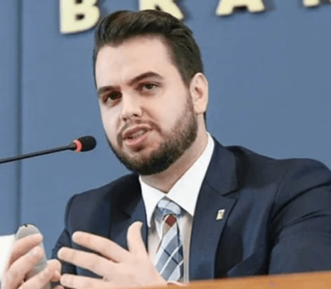 Imagem do post Moraes manda prender Filipe Martins após descumprir ordem