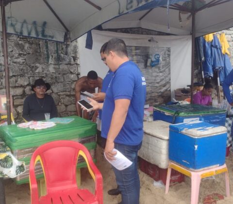 Imagem do post Semop vai às areias do Porto da Barra e reforça ordenamento para ambulantes