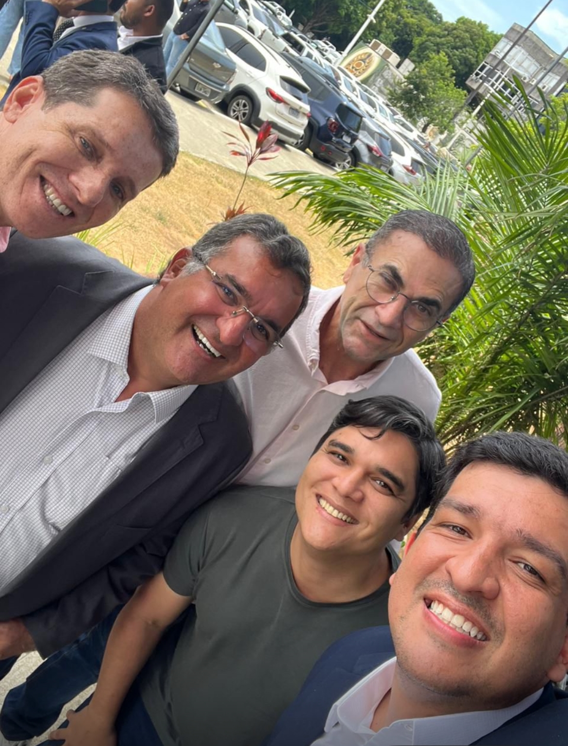 Prefeito aliado de ACM Neto e quatro deputados estaduais estão de malas prontas para PSB