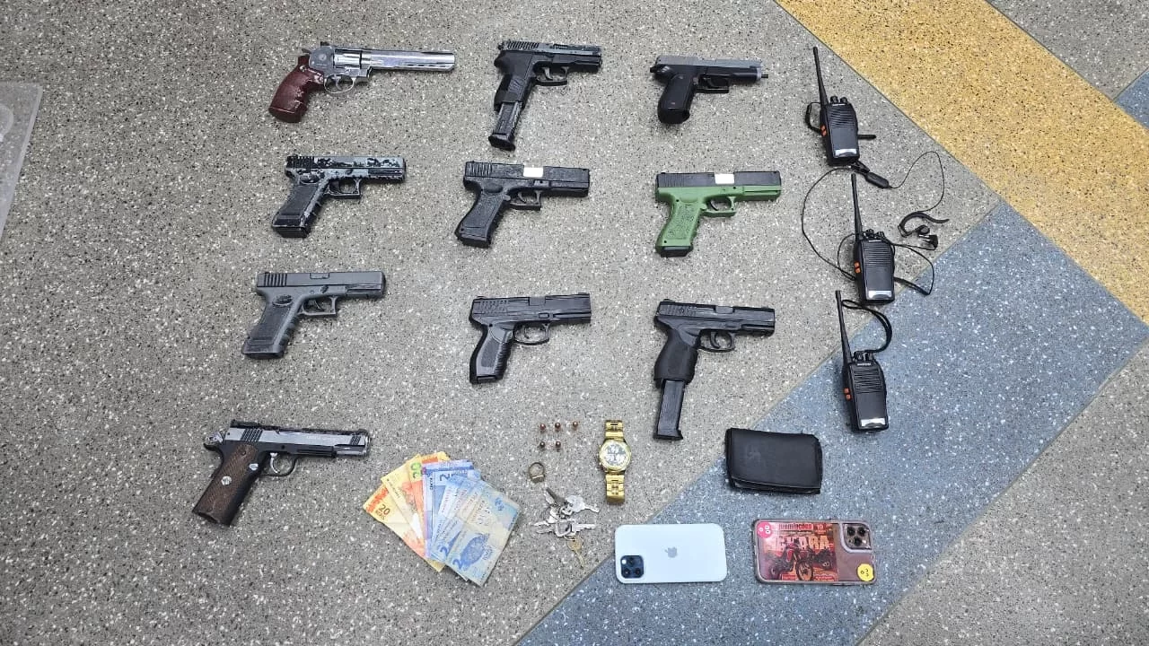 São Caetano: Influenciadores gravam áudio visual com munições reais e são presos