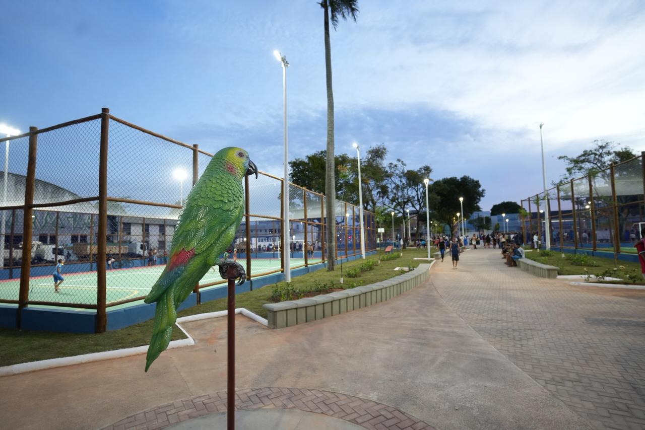 Prefeitura entrega Largo do Papagaio requalificado em Salvador