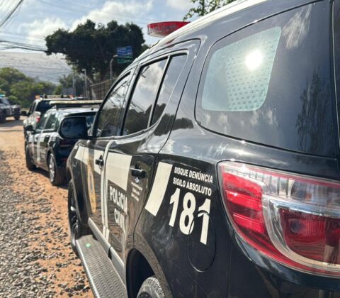 Imagem do post Casal é preso por crimes sexuais contra alunas em Eunápolis