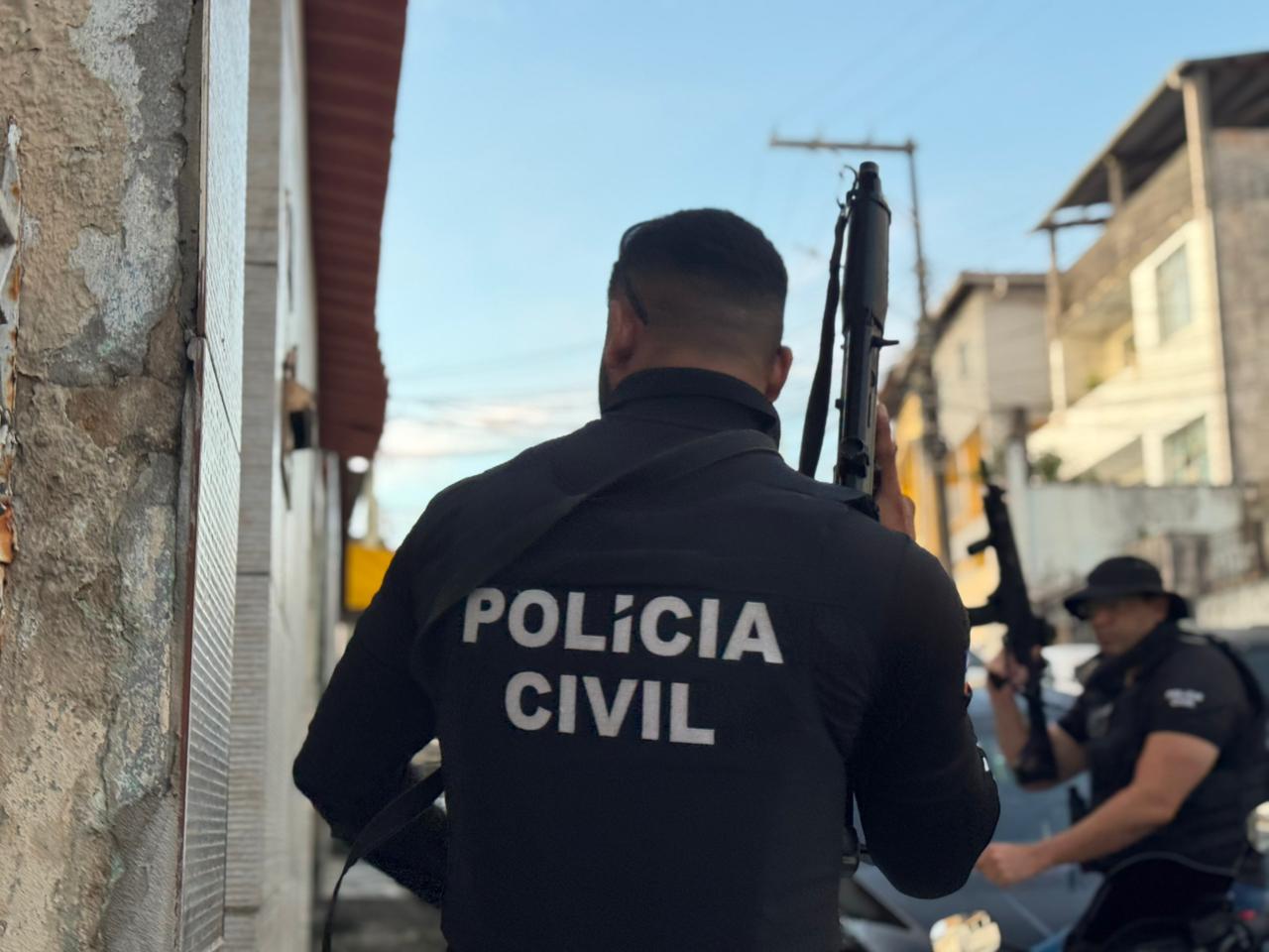 Polícia prende suspeito de tentar matar mulher em Nazaré