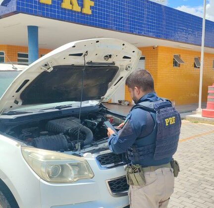 Imagem do post PRF recupera veículo roubado em fiscalização na BR-110