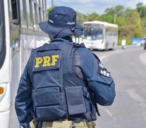 Imagem do post PRF intensifica fiscalização de ônibus na Bahia até fevereiro