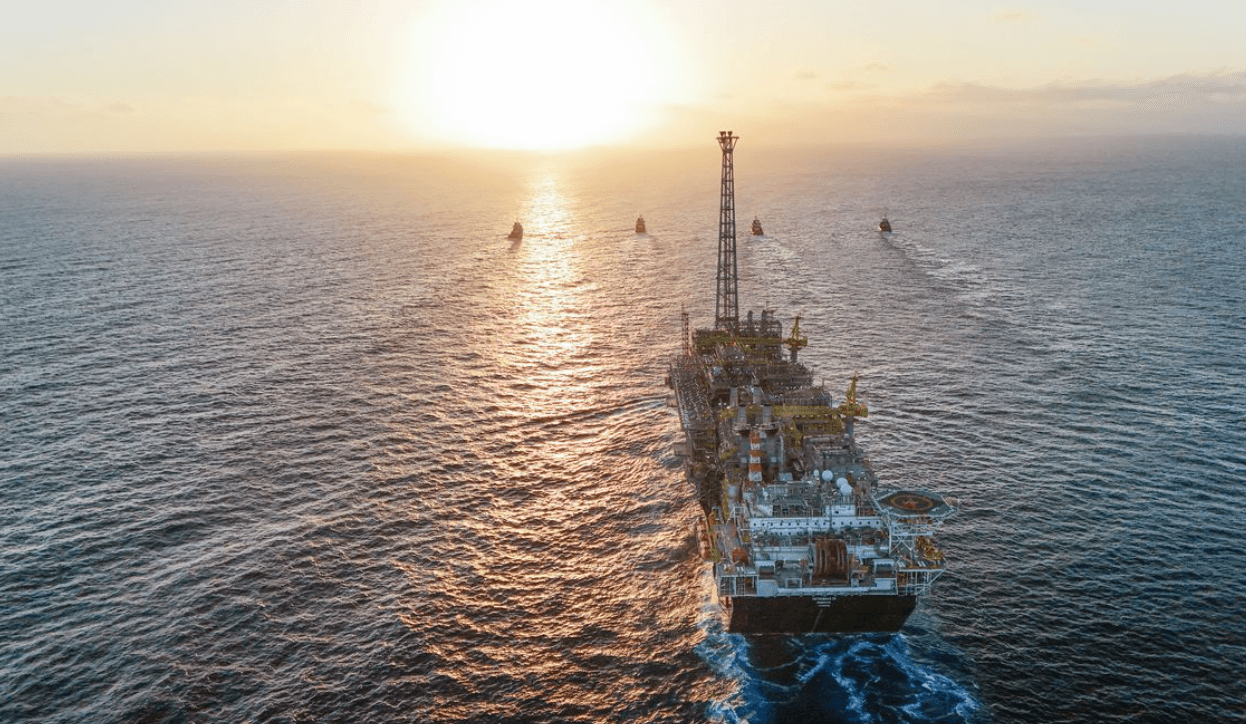 Produção da Petrobras cresce 11% e bate recorde em 2025