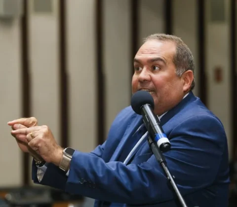 Imagem do post Sandro Régis abre as portas para Coronel: “Tem história”