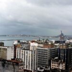 Calor e chance de chuva devem marcar fim de semana em Salvador