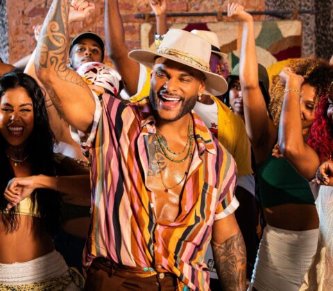 Imagem do post Tony Salles vai comemorar aniversário com trio elétrico em Periperi